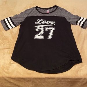 “Love” jersey shirt